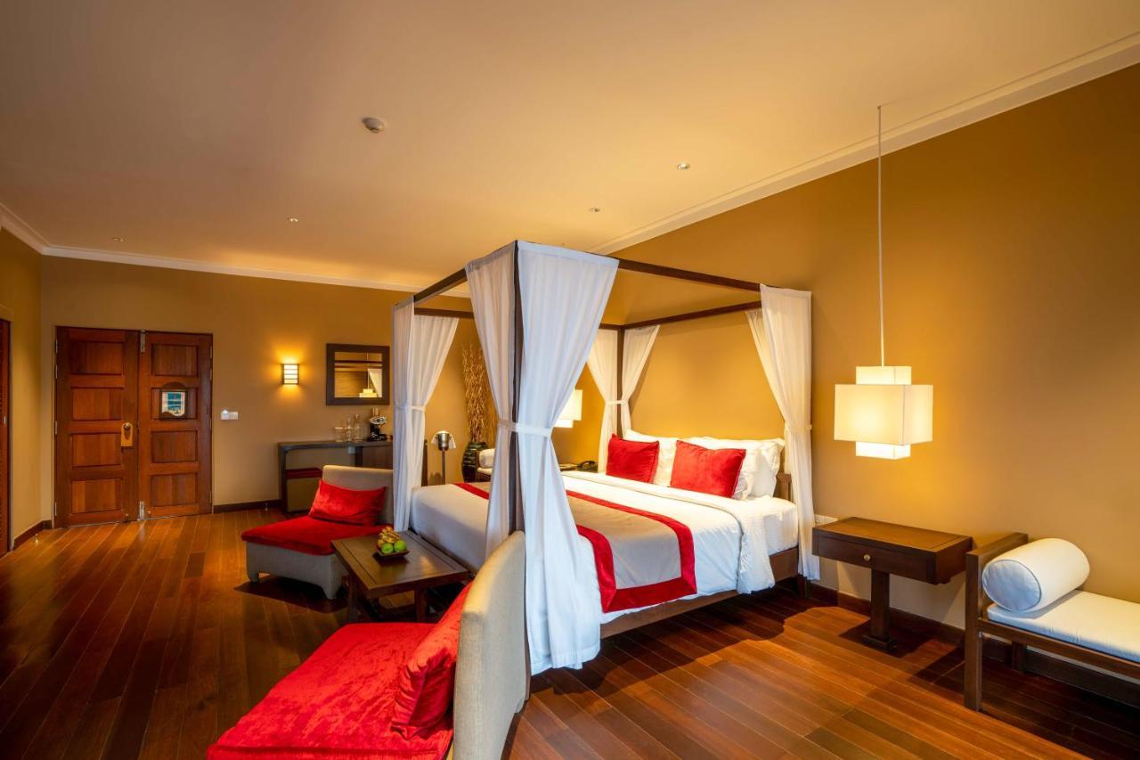 Adaaran Select Huduran Fushi Hotel Hudhuranfushi Buitenkant foto
