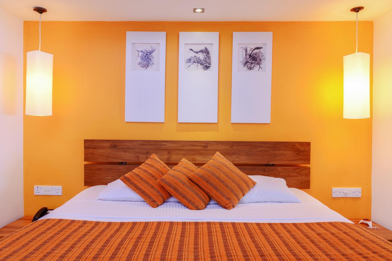 Adaaran Select Huduran Fushi Hotel Hudhuranfushi Buitenkant foto